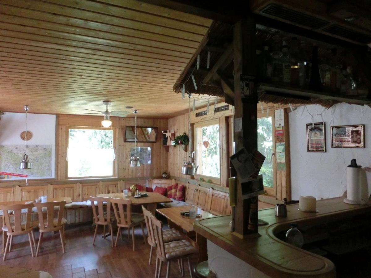 Beautiful Holiday Home With Covered Veranda 프리에드리치로다 외부 사진